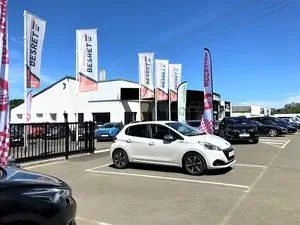 Les Automobiles Besret