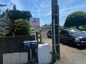 Maison et Services Laval - Saint-Berthevin | Ménage, repassage, jardinage, nettoyage des vitres